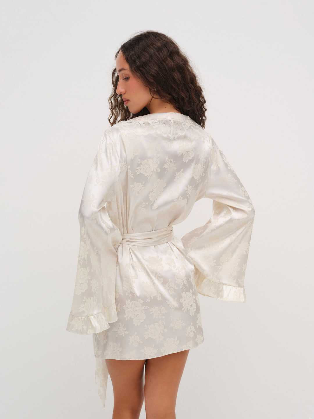 For Love and Lemons Audrey Robe - Cream